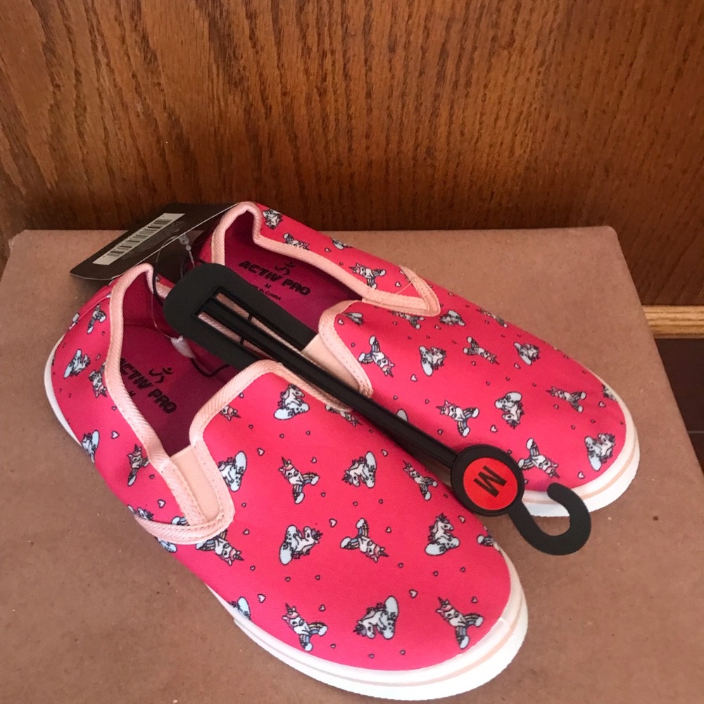 “New Arrivals” Children's Girl’s Activ Pro Sneakers In Size M #34